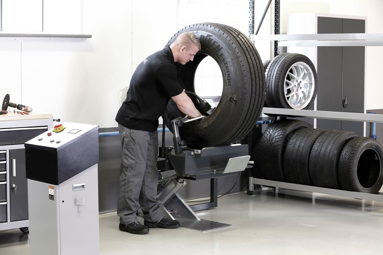 AHCON TS 9000 Dækspreder