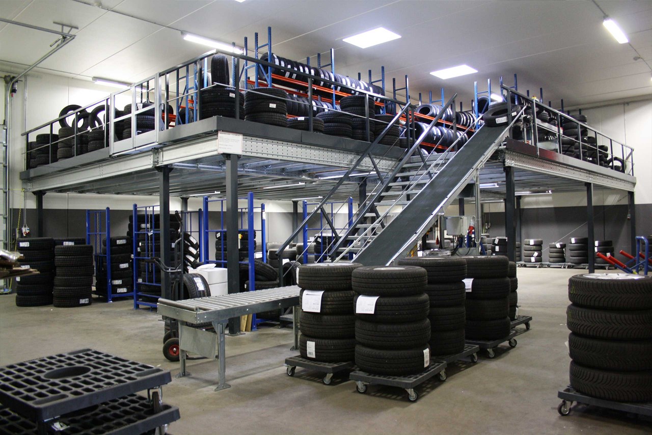 Dækreoler på en mezzanine